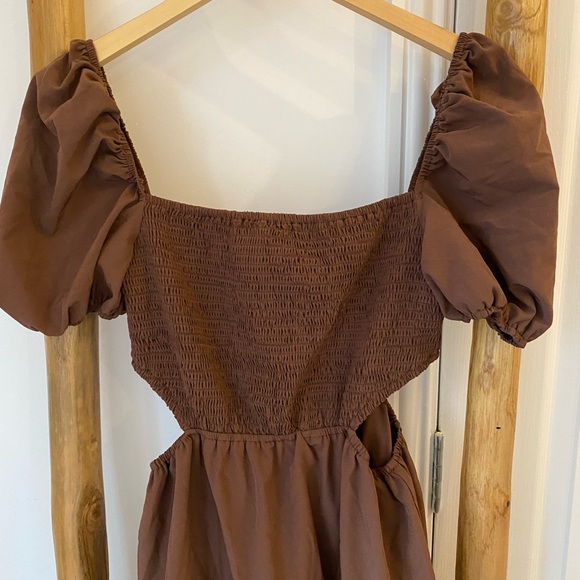 Missguided Smocked Cut Out Baby Doll Mini Dress Chocolate Brown Sz 8 - Picture 3 of 10